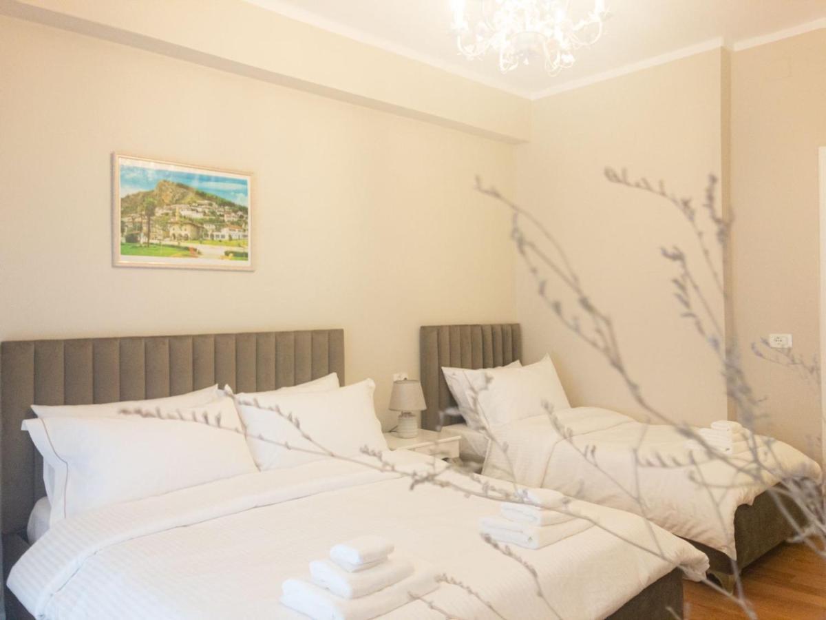 Olimpia Inn Berat Exterior photo